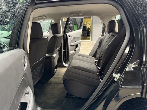 Used 2017 GMC Terrain SLE image 13