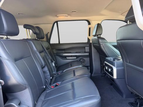 Used 2024 Ford Expedition Max XLT AWD/4WD image 31