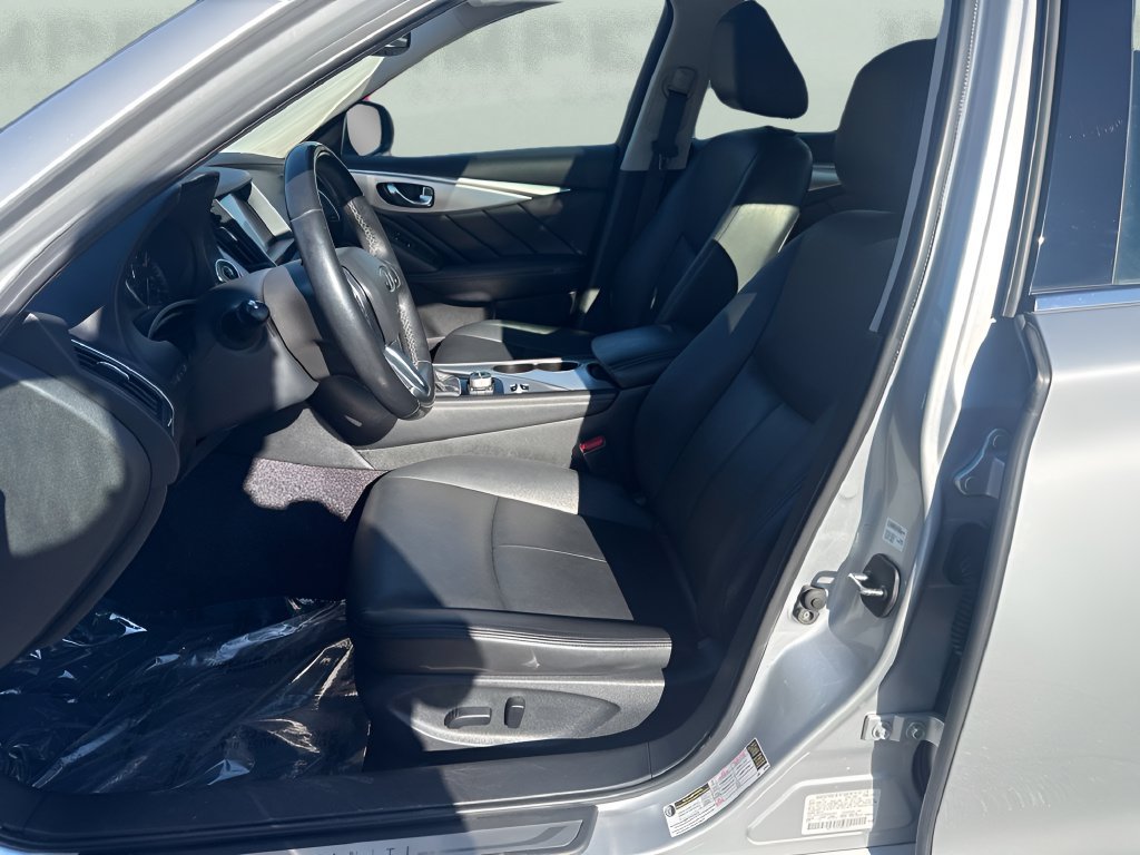 Used 2020 INFINITI Q50 Luxe RWD image 9