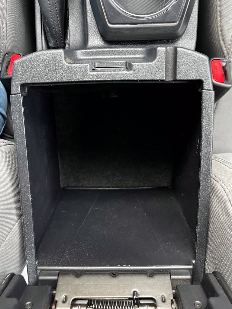 Used 2017 Toyota Tacoma SR AWD/4WD image 16