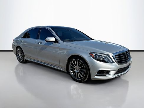 Used 2017 Mercedes-Benz S 550 Sedan image 1