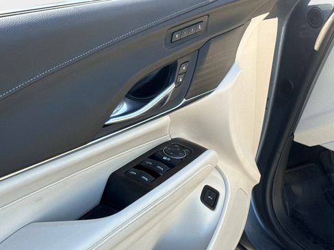 Used 2021 Cadillac CT4 Premium Luxury image 21