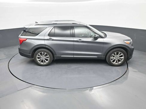 Used 2021 Ford Explorer Limited w/ Equipment Group 301A AWD/4WD image 42