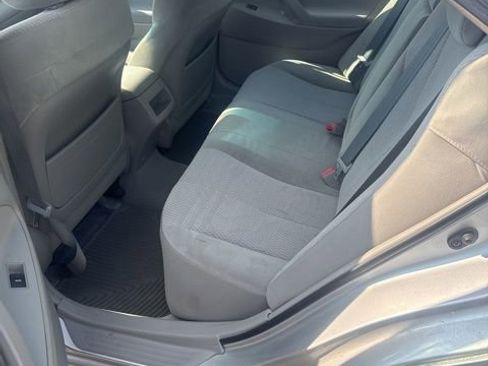 Used 2010 Toyota Camry FWD image 8