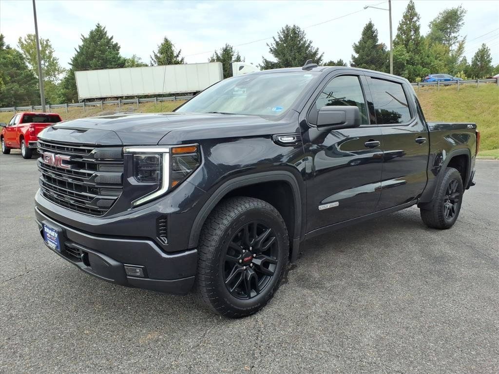 Used 2024 GMC Sierra 1500 Elevation AWD/4WD image 7