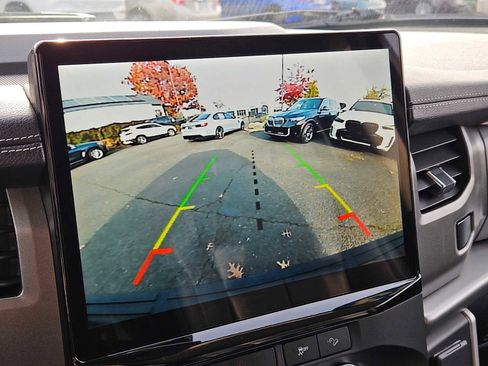 Used 2023 Ford Expedition Max XLT image 28