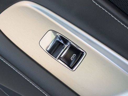 New 2026 Chevrolet Corvette Stingray Convertible w/ Battery Protection Package image 27