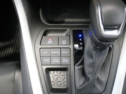 Used 2025 Toyota RAV4 XLE Premium w/ Weather Package AWD/4WD image 32