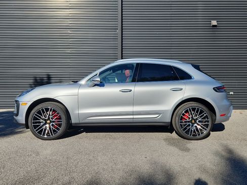 New 2026 Porsche Macan S image 2