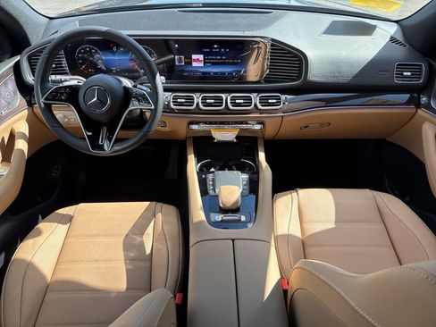 New 2026 Mercedes-Benz GLS 450 4MATIC image 20