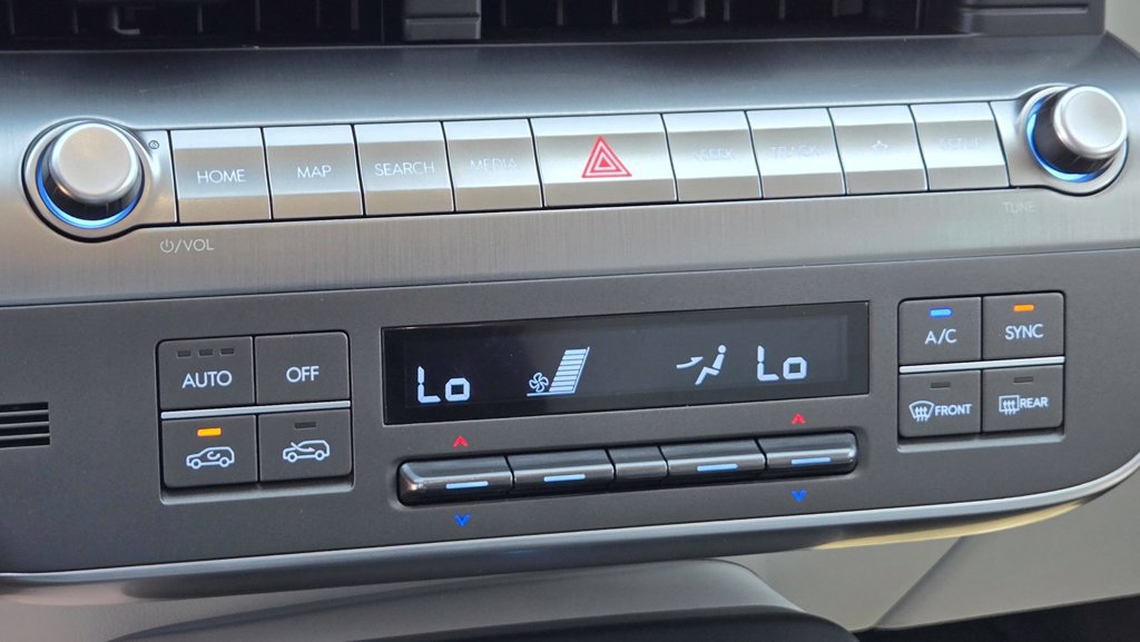 Used 2026 Hyundai Kona SEL Premium FWD image 23