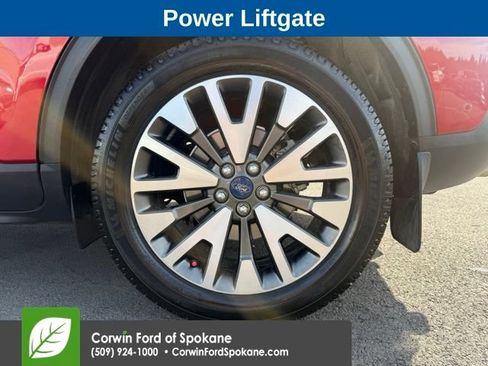 Used 2020 Ford Escape Titanium AWD/4WD image 9