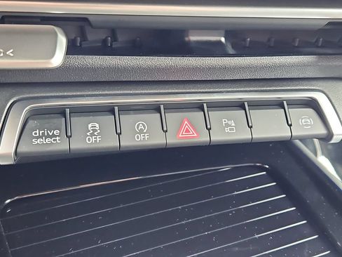 New 2026 Audi Q3 quattro 2.0T AWD/4WD image 11