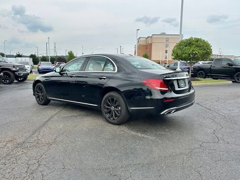 Used 2020 Mercedes-Benz E 350 4MATIC Sedan image 9