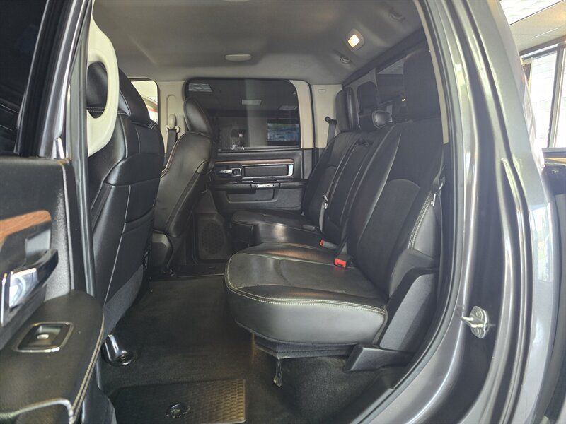 Used 2015 RAM 1500 Laramie w/ Convenience Group AWD/4WD image 11