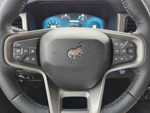 New 2026 Ford Bronco Outer Banks AWD/4WD image 18