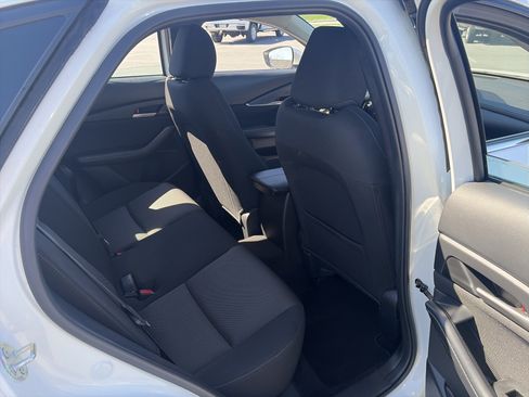 Used 2022 MAZDA CX-30 AWD 2.5 S image 23