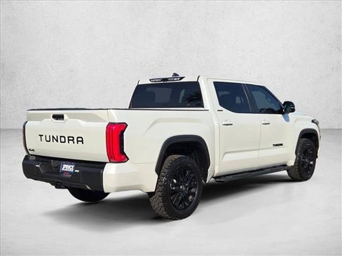 Used 2025 Toyota Tundra Limited AWD/4WD image 5