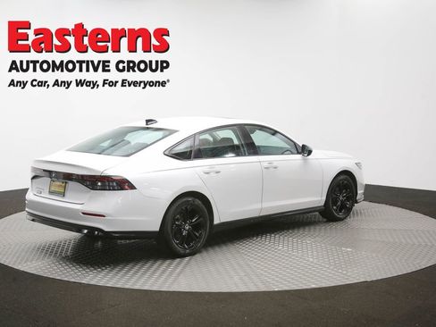 Used 2025 Honda Accord SE image 41