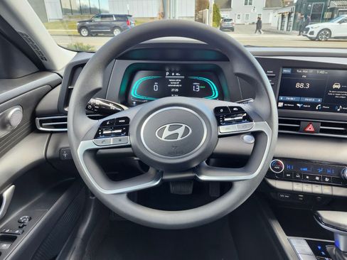 New 2026 Hyundai Elantra Blue image 13