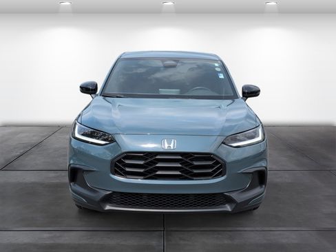 Certified 2025 Honda HR-V Sport image 6