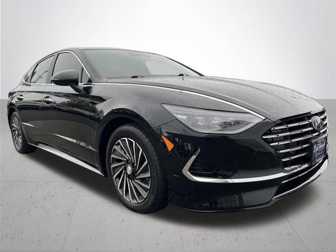 Used 2023 Hyundai Sonata Limited FWD image 3