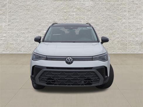 New 2026 Volkswagen Taos SE AWD/4WD image 2