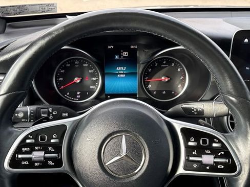 Used 2020 Mercedes-Benz GLC 300 4MATIC image 21