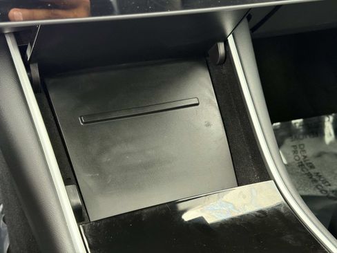 Used 2018 Tesla Model 3 Long Range RWD image 23