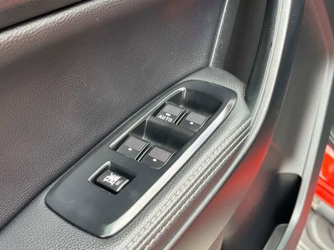 Used 2019 Ford Ranger Lariat w/ Equipment Group 501A Mid image 17