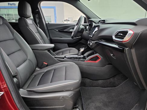 Used 2023 Chevrolet TrailBlazer RS w/ Convenience Package FWD image 25