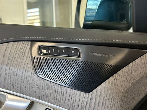 Certified 2024 Volvo XC90 T8 Ultimate w/ Protection Package image 20