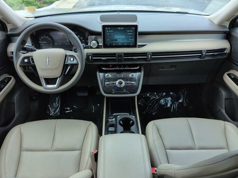 Certified 2022 Lincoln Corsair FWD w/ Equipment Group 101A image 15