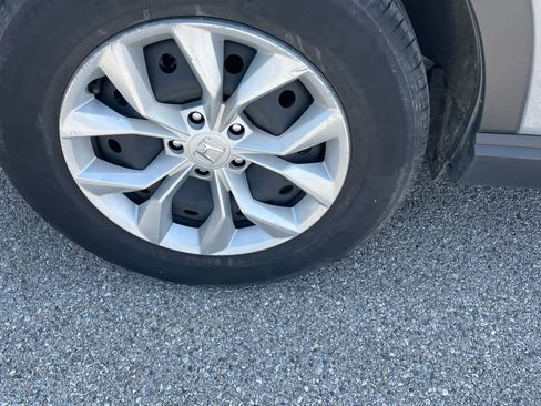 Certified 2024 Honda CR-V LX image 11