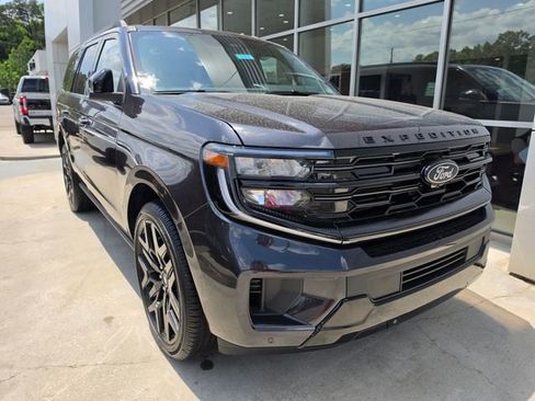 New 2026 Ford Expedition Platinum AWD/4WD image 2