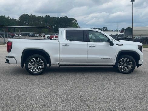 Used 2024 GMC Sierra 1500 Denali AWD/4WD image 7