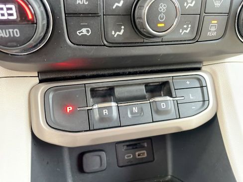 Used 2020 GMC Acadia Denali w/ LPO, Floor Liner Package image 45