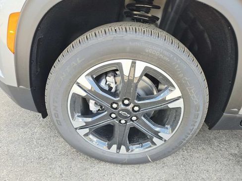 New 2027 Chevrolet Traverse LT w/ Sun and Wheel Package AWD/4WD image 20