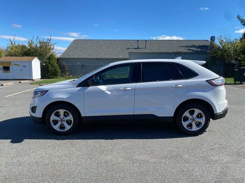 Used 2018 Ford Edge SE image 9