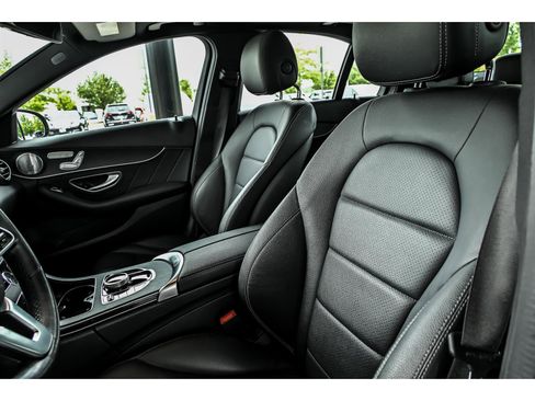 Used 2020 Mercedes-Benz C 300 4MATIC Sedan image 12