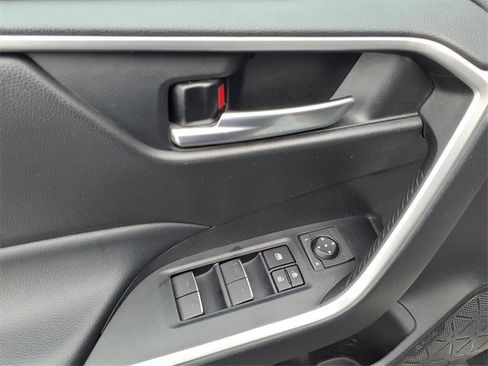 Used 2023 Toyota RAV4 XLE image 12