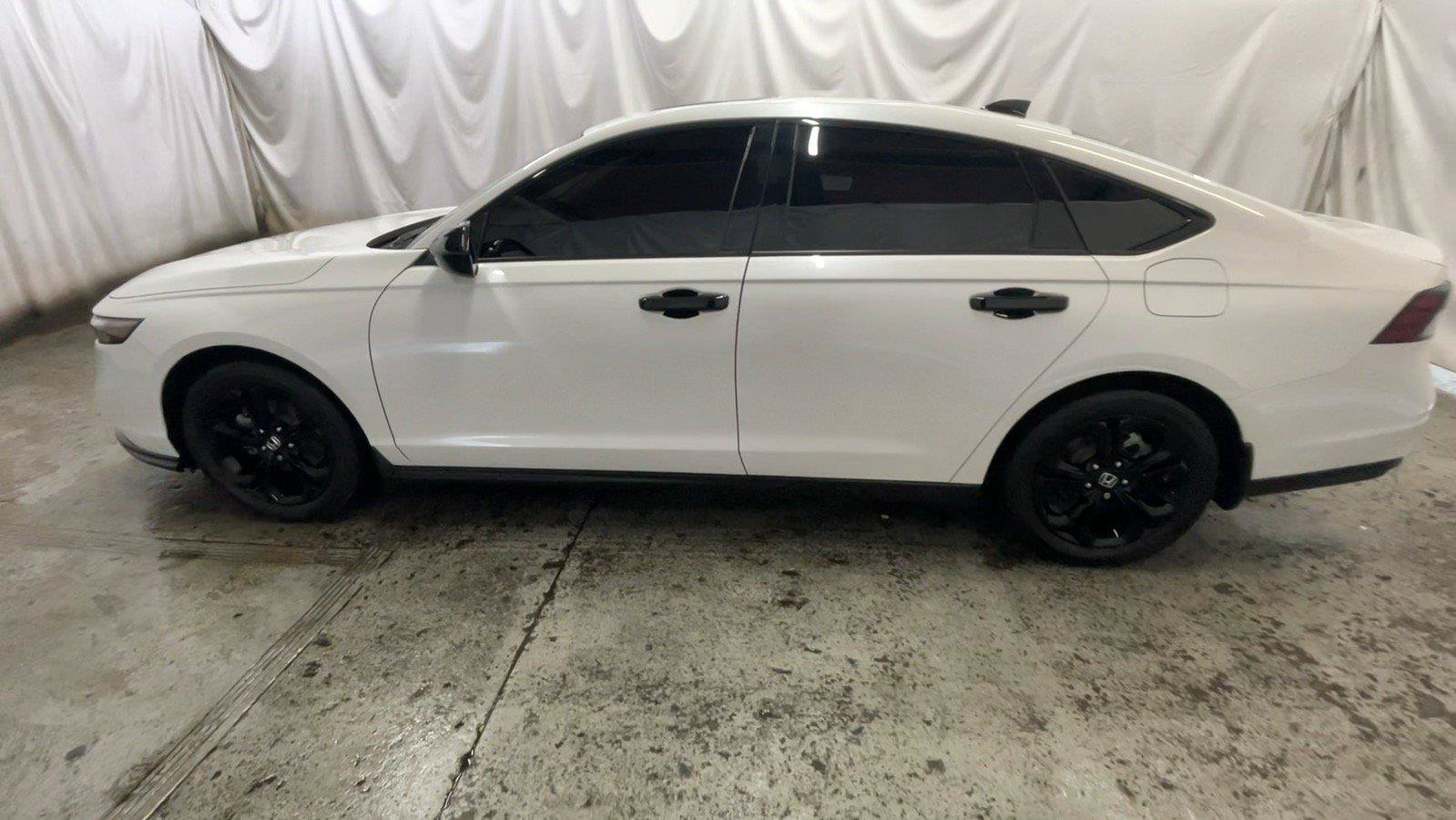Certified 2025 Honda Accord SE image 13