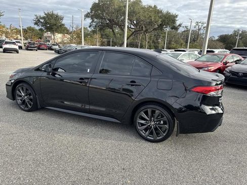 Certified 2025 Toyota Corolla SE image 4