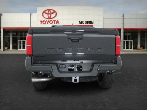 New 2026 Toyota Tacoma TRD Off-Road w/ TRD Off Road Premium Package AWD/4WD image 17