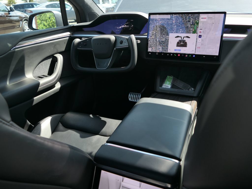Used 2023 Tesla Model X AWD/4WD image 22