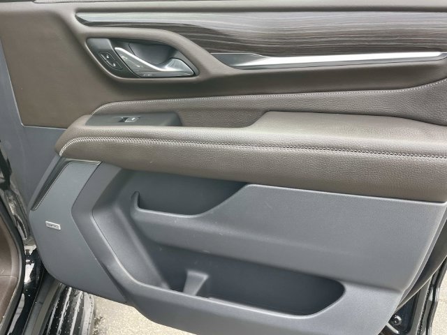 Used 2023 GMC Yukon Denali AWD/4WD image 37