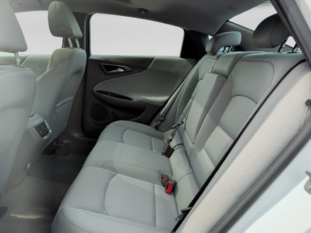 Used 2024 Chevrolet Malibu LT FWD image 31