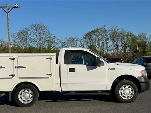 Used 2014 Ford F150 XL w/ Trailer Tow Package image 4