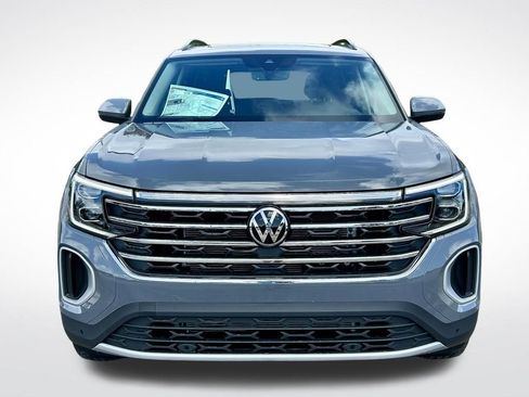 New 2026 Volkswagen Atlas SE FWD image 2