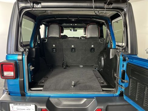Used 2020 Jeep Wrangler Unlimited Rubicon AWD/4WD image 23